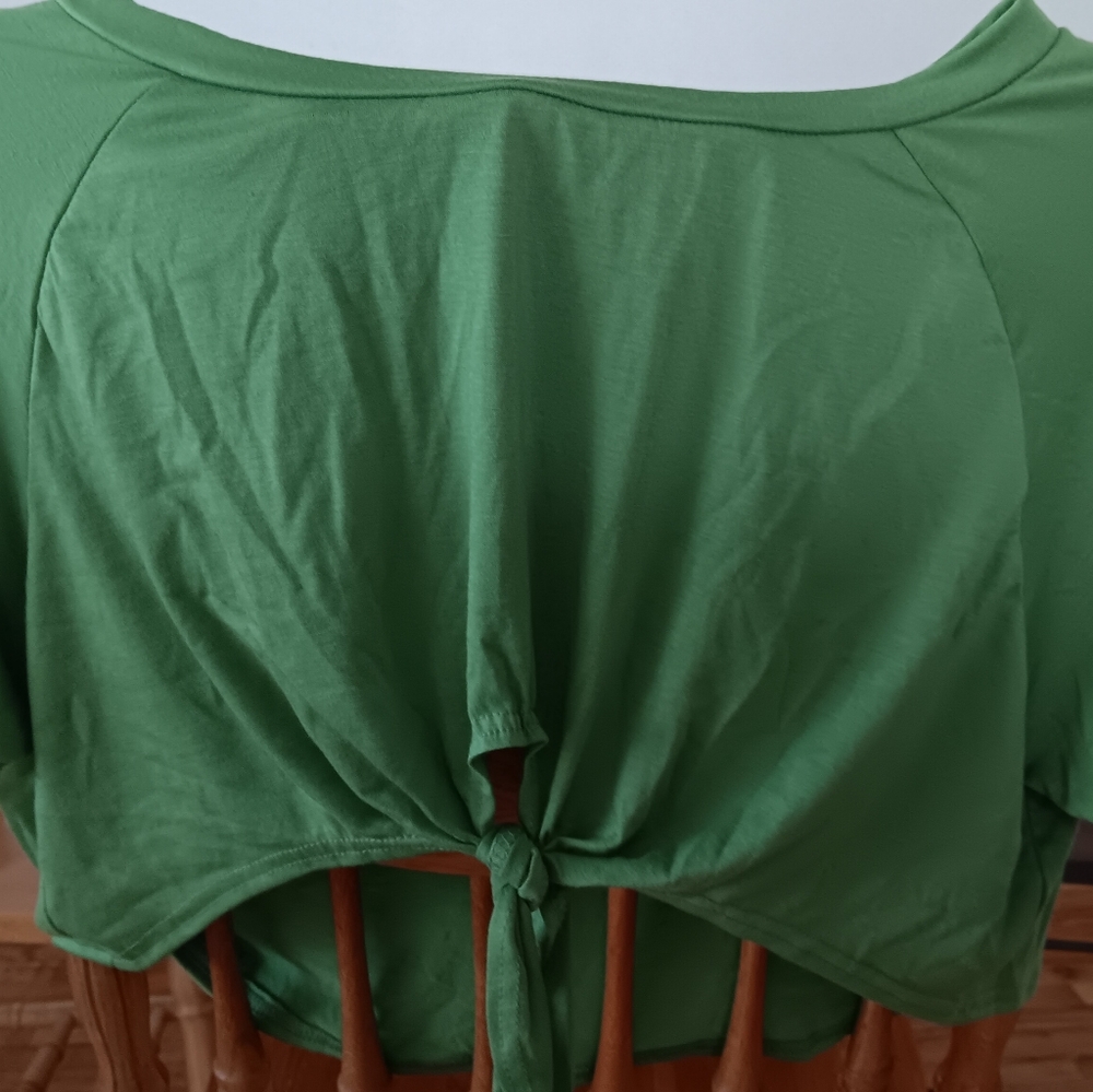 Crop Top Short Set XL - Picture 3 of 6